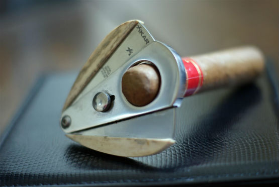 Cigarcutter1555